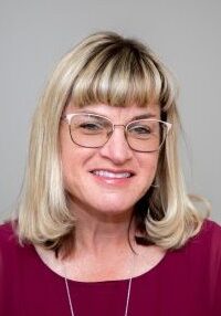 ClaudiaPortrait-reColor_small